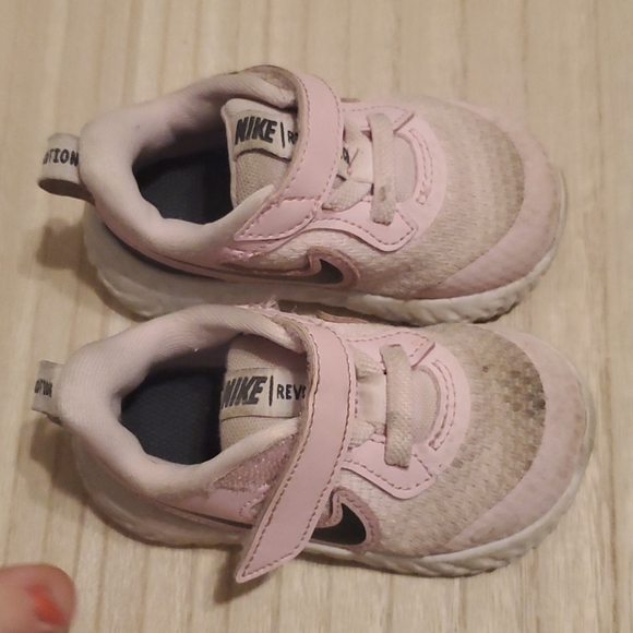 Pink Nikes - Picture 2 of 3